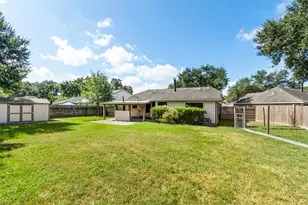 19706 Centerlake Ln, Spring, TX 77379 - Photo 42