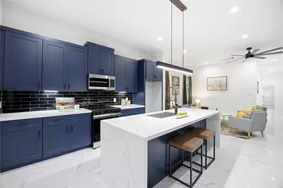 5034 Pershing Street, Houston, TX 77033 - Photo 6