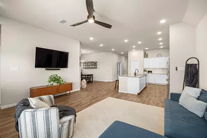 10419 Hay Meadow Drive, Iowa Colony, TX 77583 - Photo 12