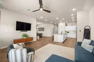 10419 Hay Mdw Dr, Iowa Colony, TX 77583 - Photo 12