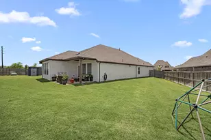 10419 Hay Mdw Dr, Iowa Colony, TX 77583 - Photo 24