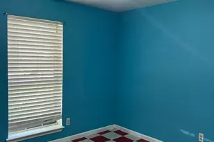 9314 Valley Stream St, Houston, TX 77037 - Photo 10