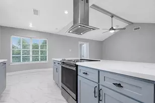 11702 Leader St, Houston, TX 77072 - Photo 6