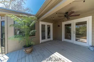 9400 Doliver Dr, Houston, TX 77063 - Photo 10