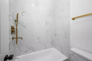 4610 Crown Grove Ln, Houston, TX 77018 - Photo 22