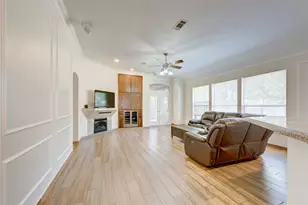 2742 Westchester Cir, Pearland, TX 77584 - Photo 8