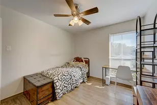 2742 Westchester Cir, Pearland, TX 77584 - Photo 12