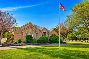 2742 Westchester Cir, Pearland, TX 77584 - Photo 2