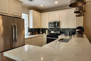 2722 Crawford St, Houston, TX 77004 - Photo 10