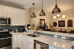 2722 Crawford St, Houston, TX 77004 - Photo 12