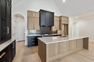 422 Venado View Court, Conroe, TX 77304 - Photo 8