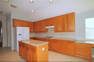 1030 Walnut Pointe, League City, TX 77573 - Photo 10