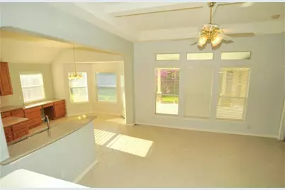 1030 Walnut Pointe, League City, TX 77573 - Photo 14