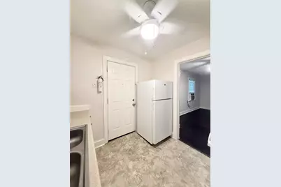 119 Oak Drive, Lake Jackson, TX 77566 - Photo 6