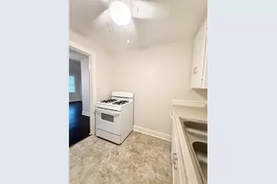119 Oak Drive, Lake Jackson, TX 77566 - Photo 8