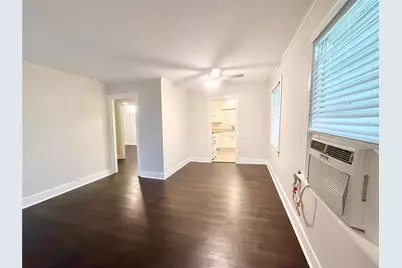 119 Oak Drive, Lake Jackson, TX 77566 - Photo 2