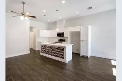 5901 Woodview Drive #B, Houston, TX 77396 - Photo 4