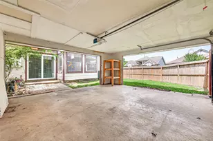 13823 Royal Oak St, Houston, TX 77083 - Photo 36