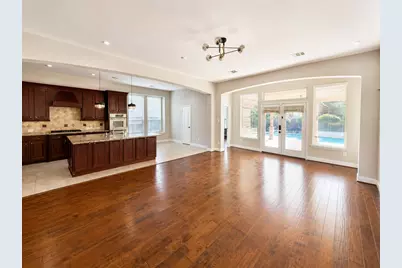 127 Lindenberry Circle, Spring, TX 77389 - Photo 6