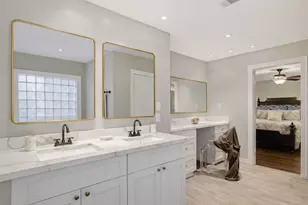 4315 Breakwood Dr, Houston, TX 77096 - Photo 14