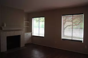 716 Memorial Mews St, Houston, TX 77079 - Photo 4