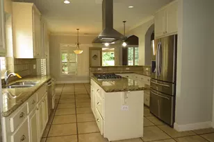 13322 Castle Combe Dr, Houston, TX 77044 - Photo 4