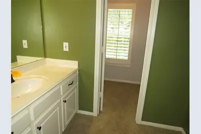 13322 Castlecombe Drive, Houston, TX 77044 - Photo 18