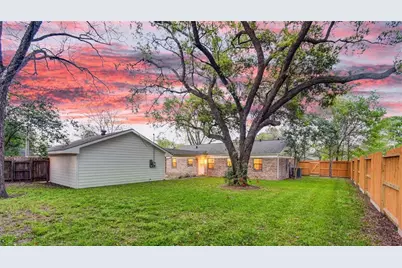 11038 Waxwing Street, Houston, TX 77035 - Photo 24