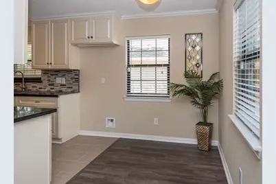11038 Waxwing Street, Houston, TX 77035 - Photo 10