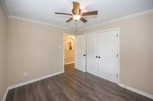 11038 Waxwing St, Houston, TX 77035 - Photo 16