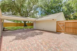 11038 Waxwing St, Houston, TX 77035 - Photo 28