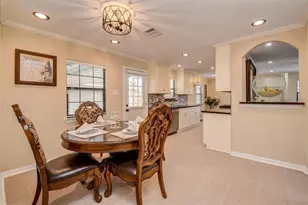 11038 Waxwing St, Houston, TX 77035 - Photo 8