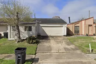 11710 Bob White Dr Dr, Houston, TX 77035 - Photo 1