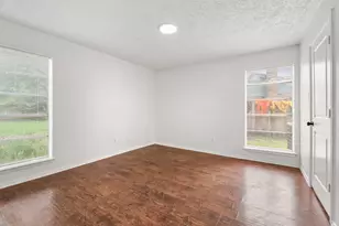 7018 Stoney River Dr, Spring, TX 77379 - Photo 8