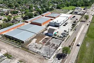 13103 Hiram Clarke Rd, Houston, TX 77045 - Photo 10