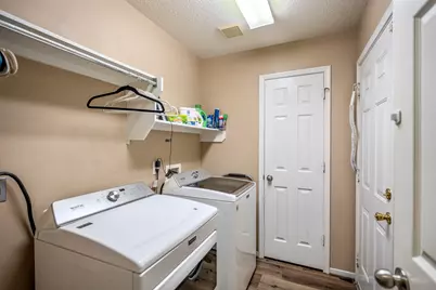 9114 Carriage Point, Sugar Land, TX 77479 - Photo 28