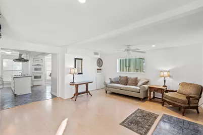 611 Church Street, Galveston, TX 77550 - Photo 12