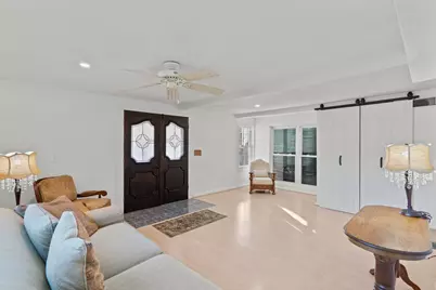 611 Church Street, Galveston, TX 77550 - Photo 10