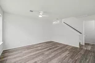 178 S Walden Elms Cir, The Woodlands, TX 77382 - Photo 10