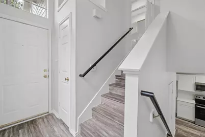 178 S Walden Elms Circle, The Woodlands, TX 77382 - Photo 6