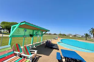 491 Carancahua Dr, Palacios, TX 77465 - Photo 36