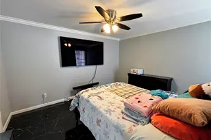 12660 Ashford Point Dr, Houston, TX 77082 - Photo 14