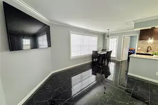 12660 Ashford Point Dr, Houston, TX 77082 - Photo 2