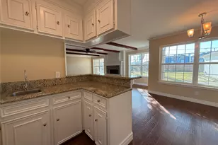 318 Big Hollow Ln, Houston, TX 77042 - Photo 8