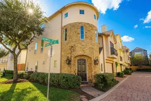 1314 Sherwood Springs Ln, Houston, TX 77043 - Photo 2