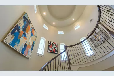 1314 Sherwood Springs Lane, Houston, TX 77043 - Photo 12