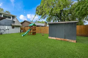 7923 Dawnridge Dr, Houston, TX 77071 - Photo 16