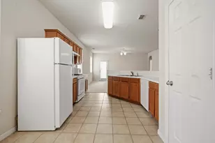 505 Burham Ln, League City, TX 77573 - Photo 6