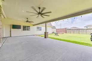 2910 Apache St, League City, TX 77573 - Photo 32