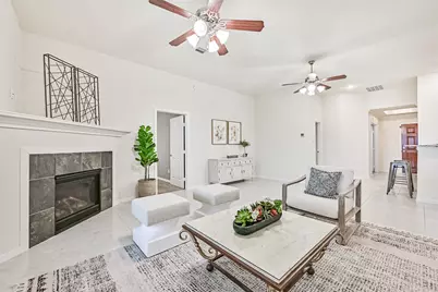 2910 Apache St, League City, TX 77573 - Photo 8
